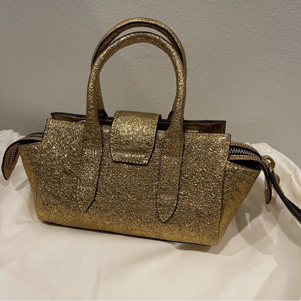 NWT. VIKELE STUDIO Mini Handbag Crossbody Bag - Gold - Picture 6 of 12